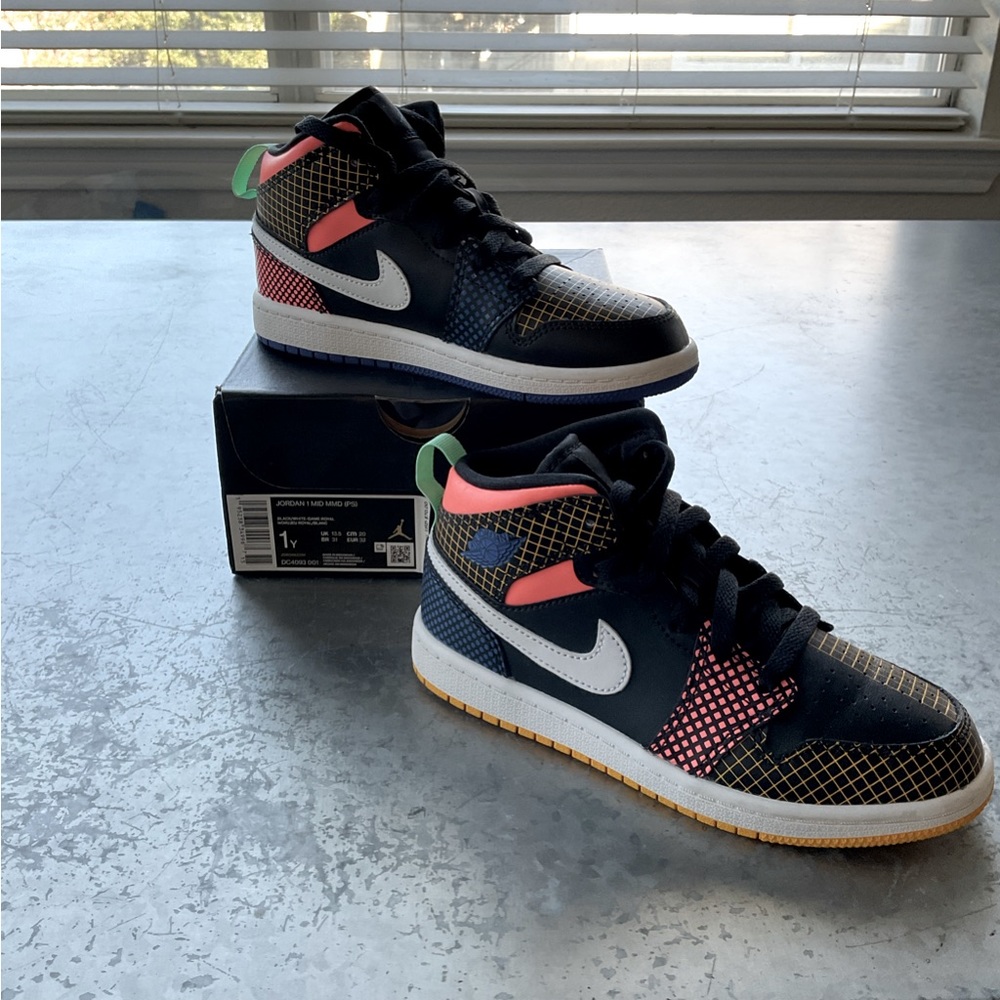 Jordan 1 mid MMD (PS)